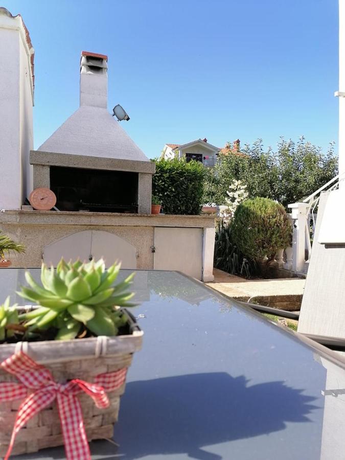 Apartments Valfontane Savudrija Εξωτερικό φωτογραφία