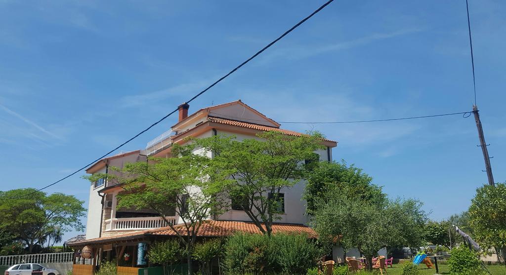 Apartments Valfontane Savudrija Εξωτερικό φωτογραφία